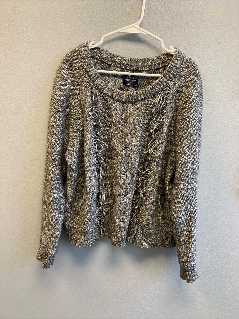Abercrombie & Fitch Marled Gray Fringe Cable Crew Sweater